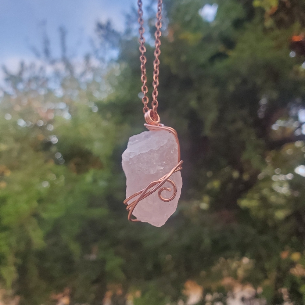 Rose quartz wire wrapped necklace